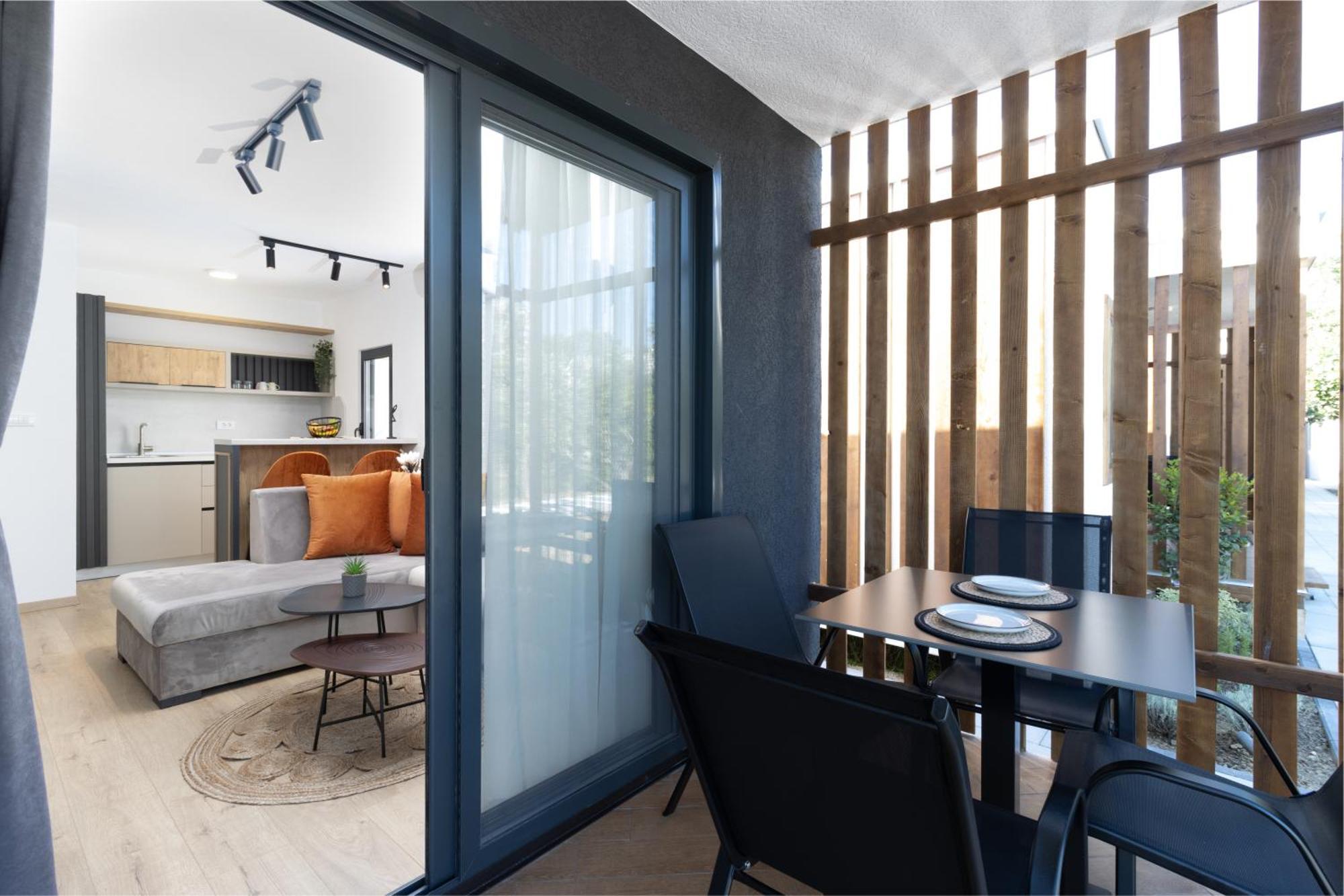 Ema'Ar Villas 乌尔齐尼 外观 照片